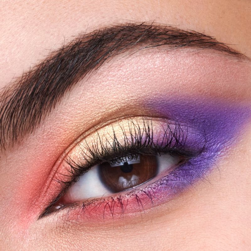 paleta-de-sombras-con-diferentes-tonos-de-alta-pigmentacion