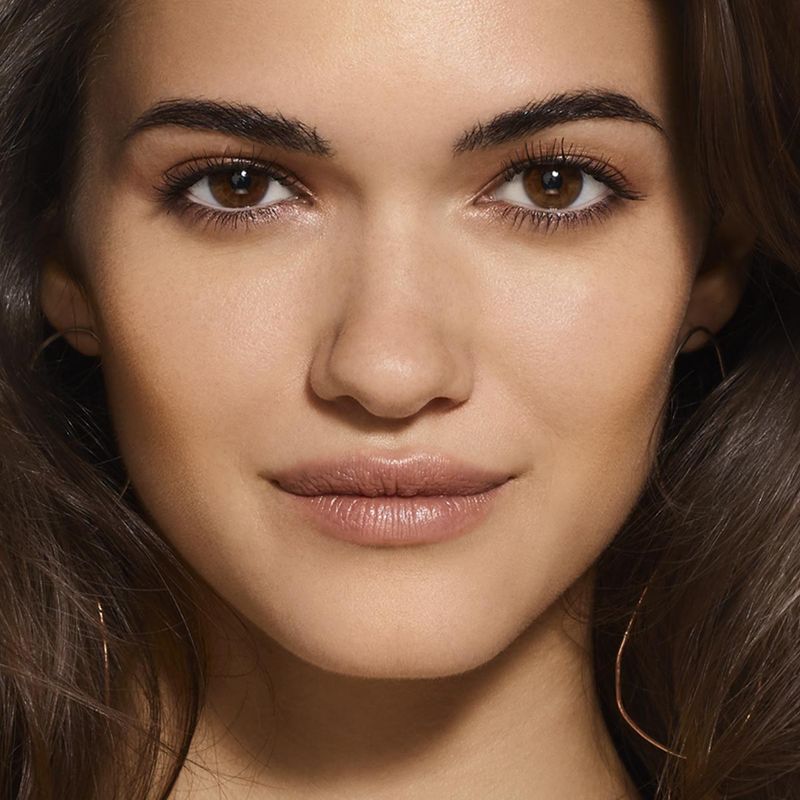 Corrector-de-Maquillaje-Facial-profesional-esika-PRO