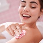 Como-aplicar-el-exfoliante-corporal-Sandia-Sand-My-Moment