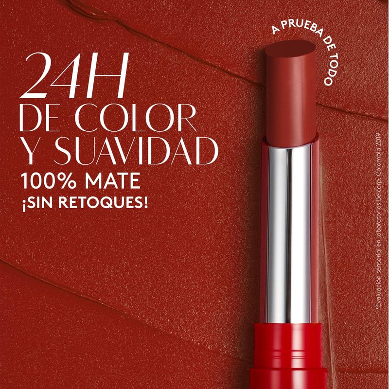 Labial-en-barra-�sika-cremoso-con-24-horas-de-larga-duracion